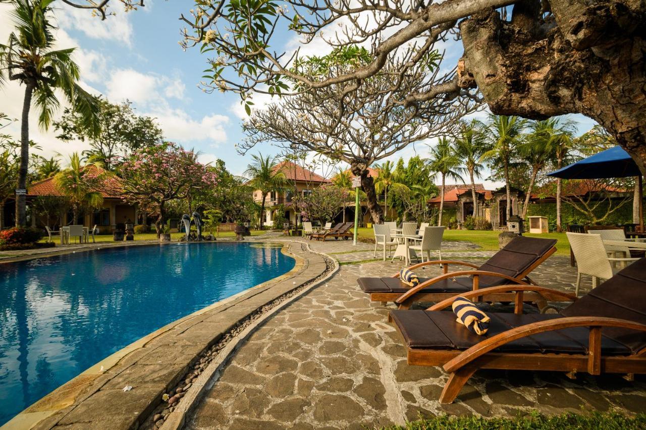 Banyualit Spa 'N Resort Lovina Exterior photo